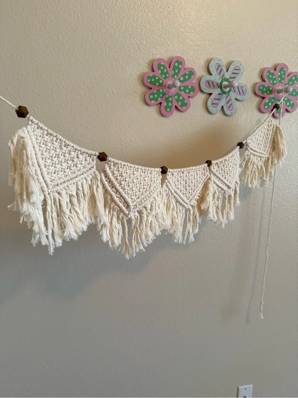 Handmade Macramé Triangle Fringe Garland - Natural Cotton